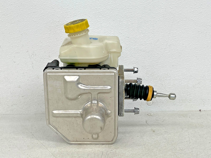 ⭐17-23 ALFA ROMEO STELVIO ANTI-LOCK BRAKE MASTER CYLINDER RESERVOIR OEM LOT2602