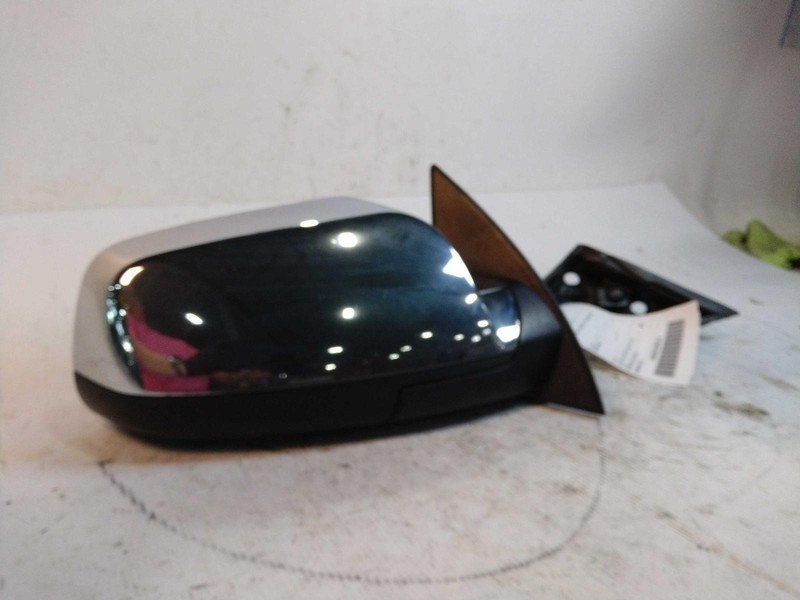 2011 Chevrolet Equinox Right Door Mirror Assembly Black OEM Used 169339