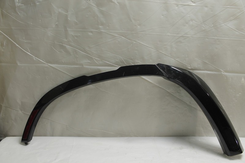 2020-2023 LAND ROVER DEFENDER REAR RIGHT PASSENGER SIDE FENDER FLARE NICE OEM