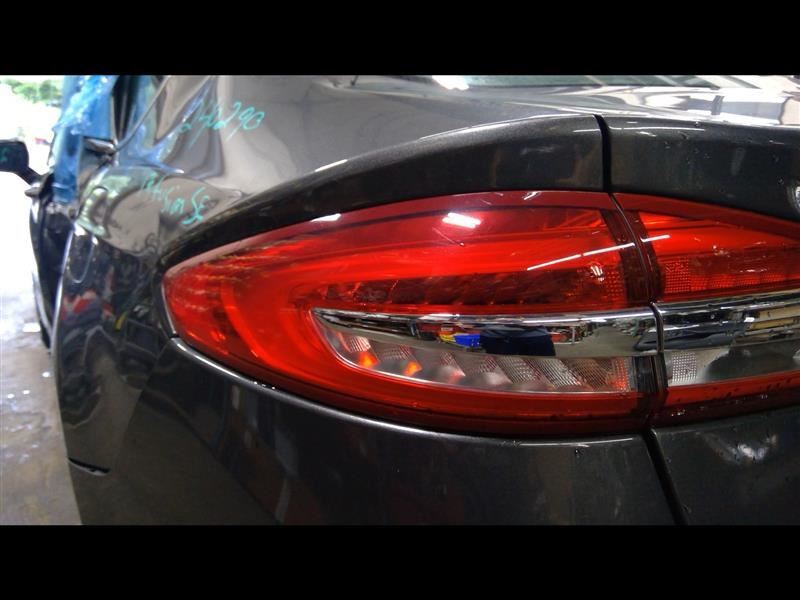 Driver Left Tail Light Quarter Panel Mounted Fits 17-20 FUSION 1423379