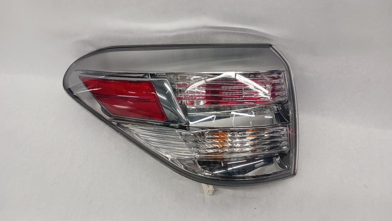 10-'12 LEXUS RX350 Left driver outer Taillight OEM Grade A!
