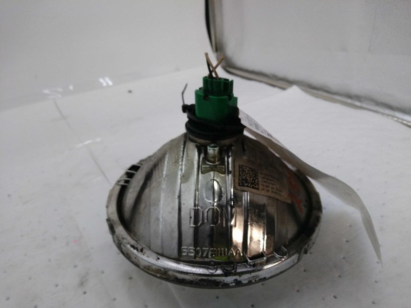 Used Right Headlight Assembly fits: 2011 Jeep Wrangler Right Grade C