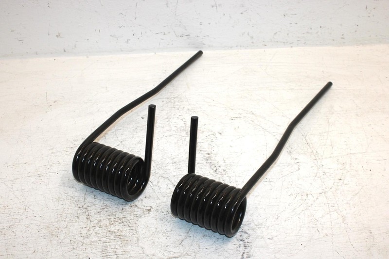 1990 Polaris Trail Oem Spring Set 7041235 7041236 SP16