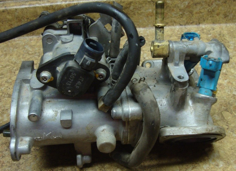 2006 Kawasaki Vulcan VN1600 VN 1600 G Fuel Gas Intake Throttle Body Injector 06