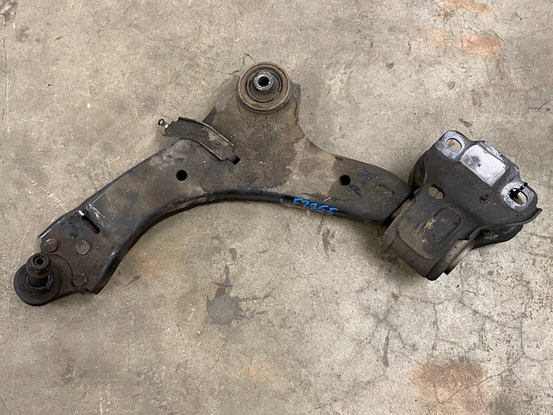 ⭐2008-2015 LAND ROVER LR2 FRONT LEFT DRIVER SIDE LOWER CONTROL ARM OEM LOT2355