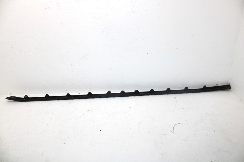 2017 Ski-doo Grand Touring 900 Oem Right Foot Rest Support 518327093 SS65