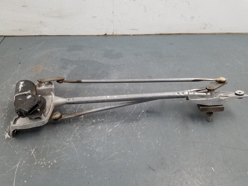 2012 Chevy Corvette Grand Sport Windshield Wiper Motor #2042 H7