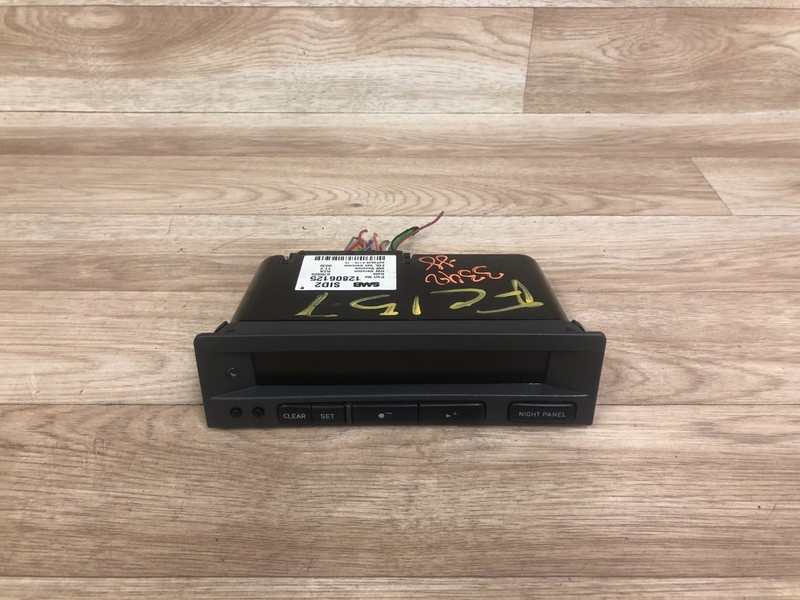 SAAB OEM9-5 95 FRONT SID 2 SID2 INFORMATION DISPLAY SCREEN LCD SWITCH 99-04 2