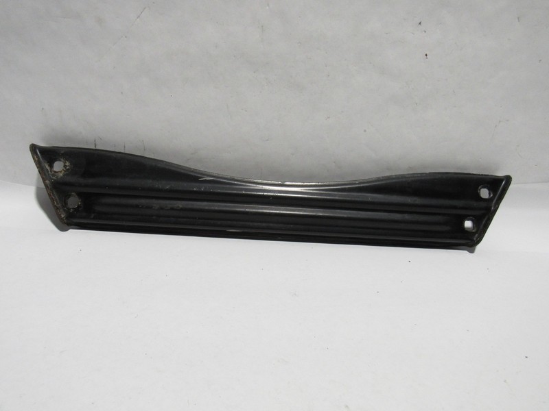 Mercedes R350 W251 2011 Front Floor Carrier Support Mount Holder Plate 06-13 ;