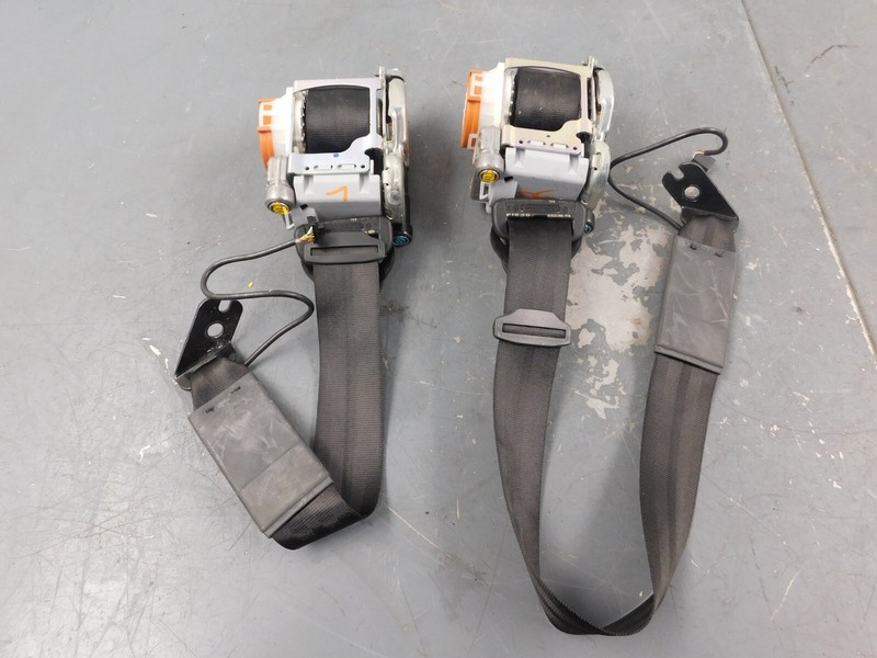 2018 17 20 21 22 Audi R8 V10 Plus Seat Belt Set - Locked #0481 L6
