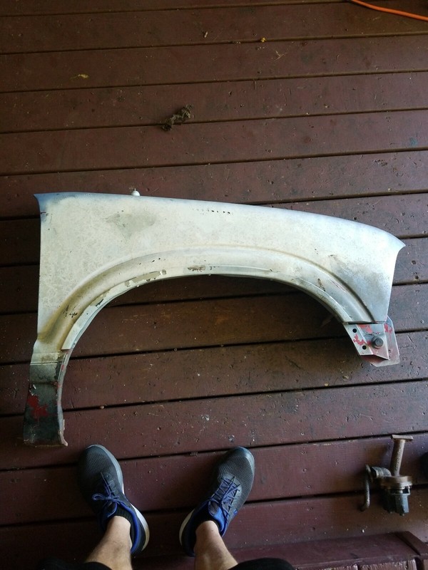 Chevrolet S-10 Fender 94-04 Right Front . GMC Sonoma94-04 OEM