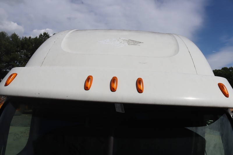 2008-2017 FREIGHTLINER CASCADIA 125 FRONT UPPER CAB SUN VISOR SHADE WHITE OEM