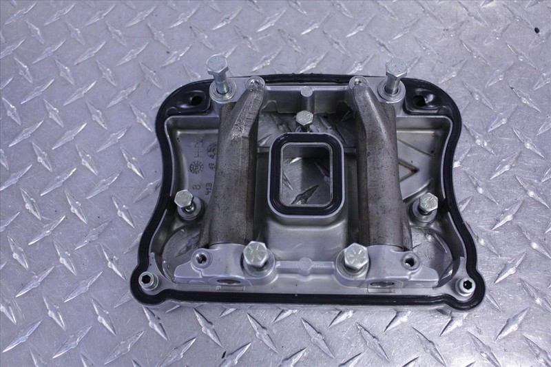98 HARLEY DAVIDSON SPORTSTER XL 1200 ROCKER ARM BOX #2 OEM XL1200