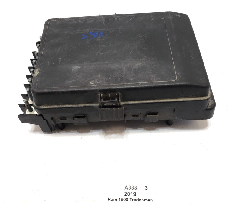 ✅ 2019 OEM RAM 1500 Tradesman Engine Fuse Box Junction Block*
