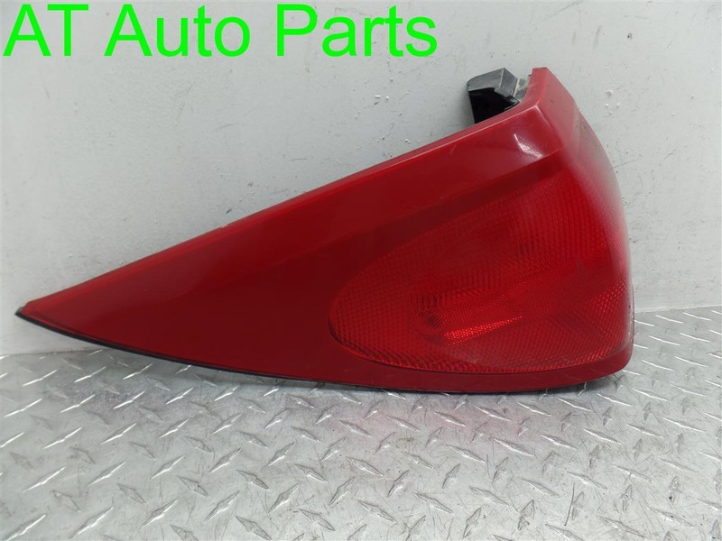 02 03 BUICK RENDEZVOUS DRIVER QUARTER PANEL MOUNTED TAIL LIGHT