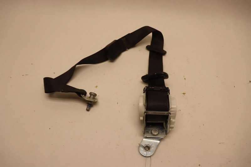 2011-2020 DODGE GRAND CARAVAN REAR RIGHT SIDE 2ND SECOND ROW SEAT BELT OEM