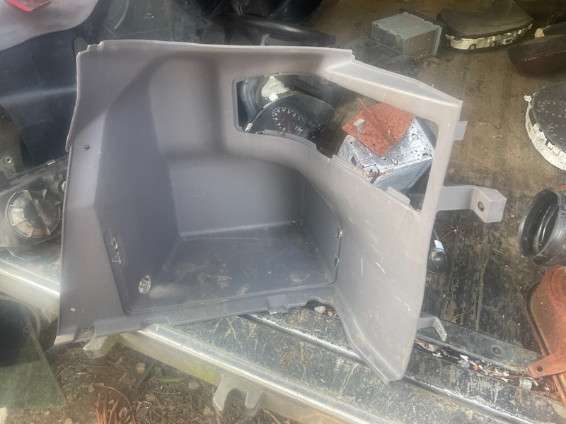 96-99 ECLIPSE SPYDER 2G GRAY RH TRUNK VERTICAL INTERIOR PLASTIC PANEL COVER