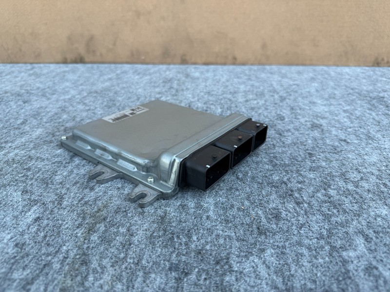 NISSAN 370Z 2009-2012 OEM ENGINE COMPUTER DME ECU (6 SPEED MANUAL)