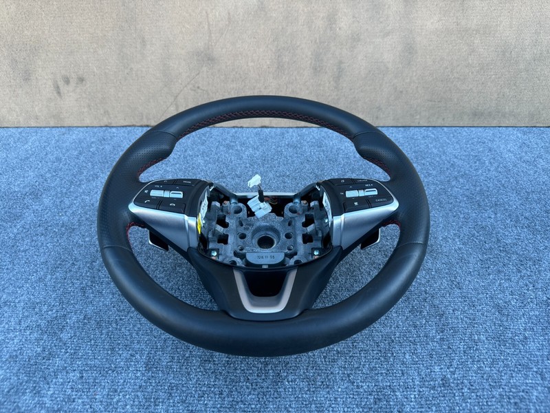 GENESIS G70 2019-2025 OEM LEFT WHEEL WITH PADDLE SHIFTERS SWITCHES ASSEMBLY 30K