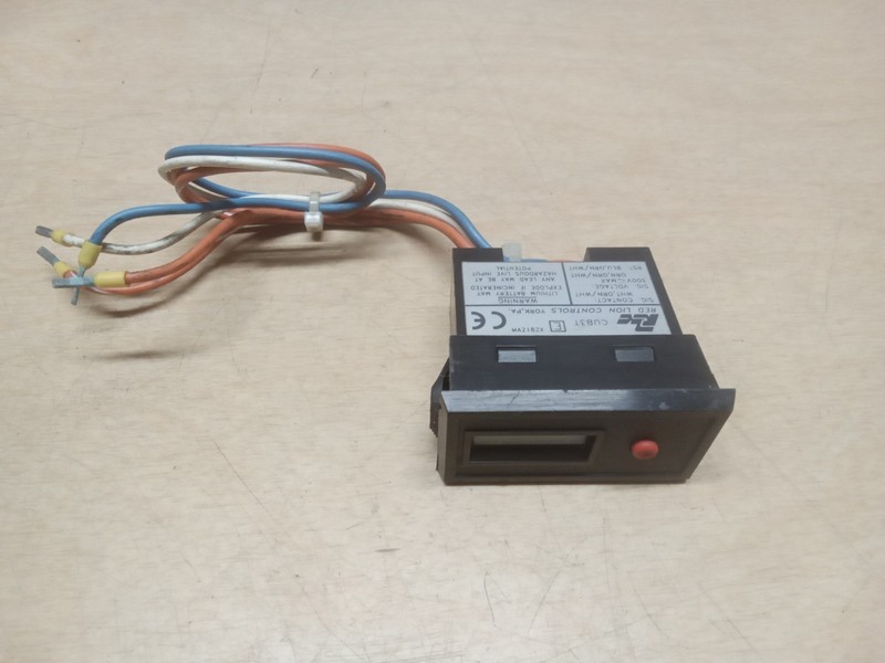 Red Lion Controls CUB3T400 Mini Timer