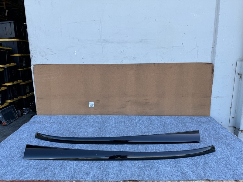 FORD MUSTANG MACH-E 2021-2024 OEM LEFTRIGHT ROOF MOLDING TRIM PANEL PAIR BLACK