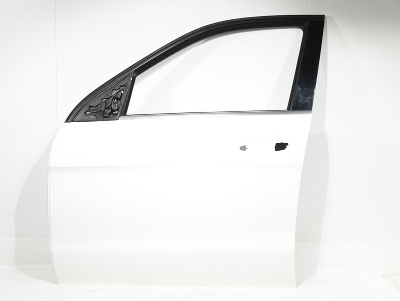 2012-2019 MERCEDES ML350 GLE W166 FRONT LEFT DRIVER SIDE DOOR SHELL WHITE 149