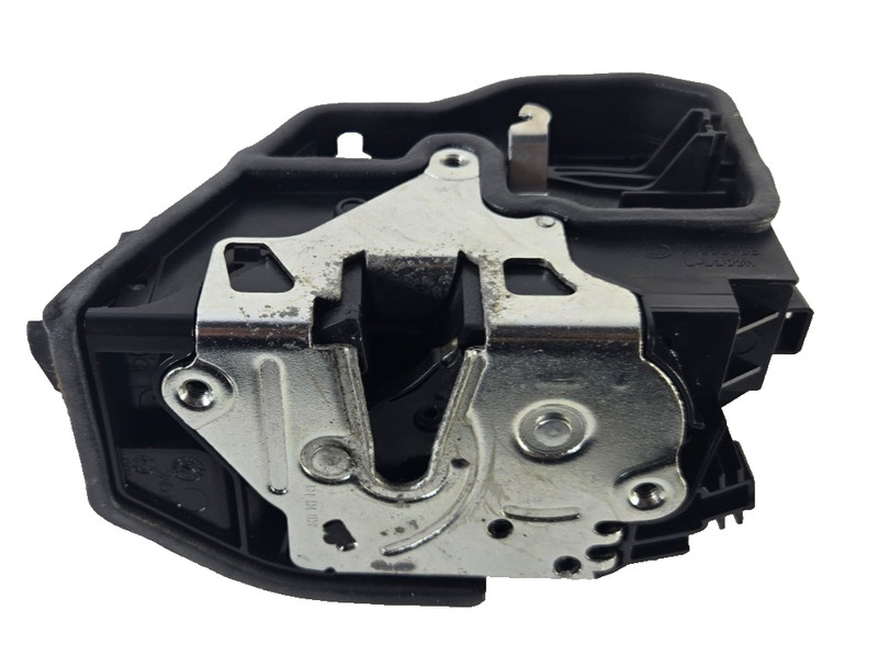 2006 2017 BMW 550i GT xDrive Left Driver Side Front Door Lock Latch Actuator OEM