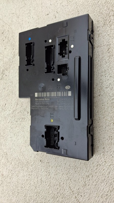 2012-2014 MERCEDES C250 C350 C300 SAM SIGNAL ACTIVATION CONTROL MODULE OEM
