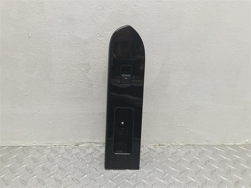 OEM 2008 - 2011 MAZDA TRIBUTE PASSENGER FRONT DOOR WINDOW SWITCH ZZCA-68-4LX-70