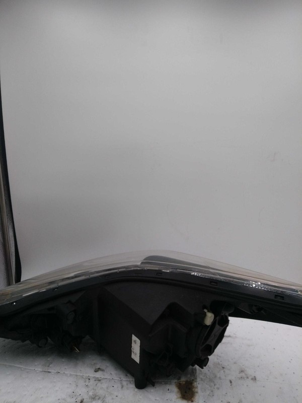 2018 KIA Sportage Right Headlight Assembly Black OEM 635514 Used 89K Miles