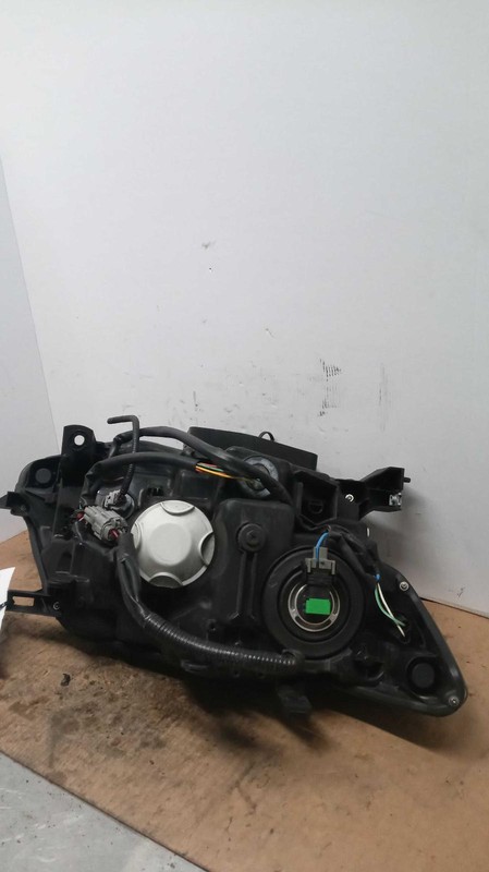 2015 Nissan Rogue Left Headlight Assembly Red OEM 169010 Used 119K Miles