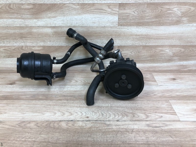 BMW E36 E39 E46 Z3 325 330 525 530 OEM FRONT ENGINE MOTOR POWER STEERING PUMP