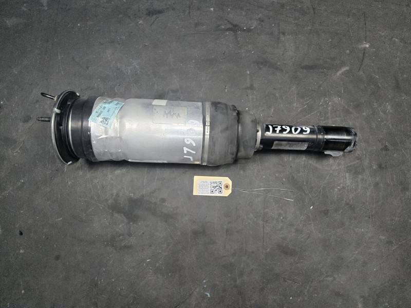 Front Right Air Suspension Strut 2018 Range Rover Velar J8A2-3C285-AB 2019 2020