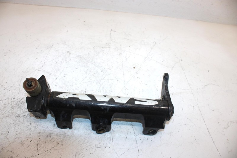 04 Arctic Cat King Cat 900 Oem Left Steering Knuckle 1703-389 SAS5