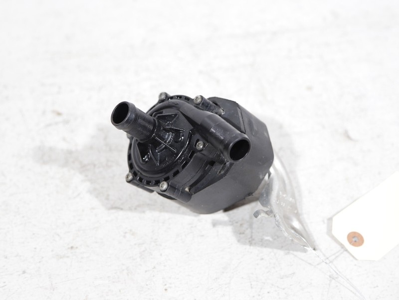 2016 - 2020 TESLA MODEL X ELECTRIC AUXILIARY COOLANT WATER PUMP & BRACKET OEM