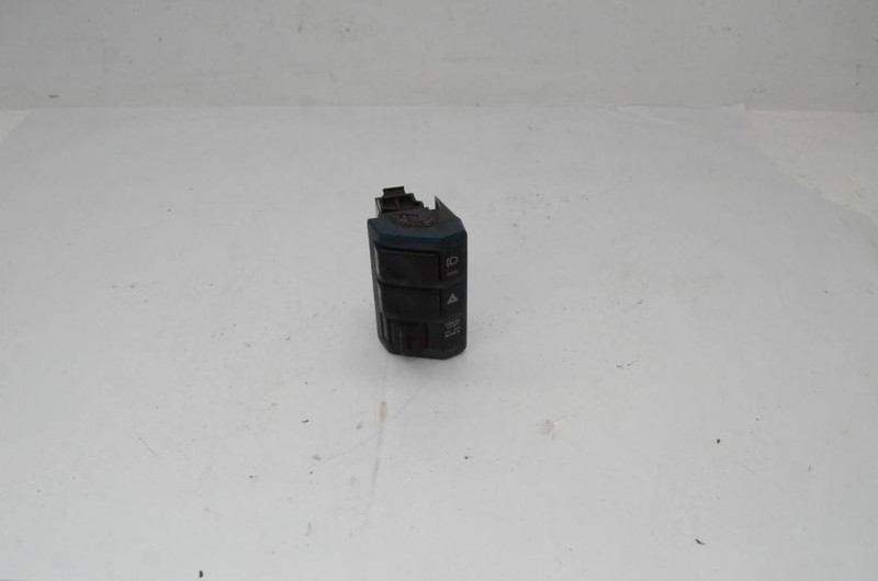 1984-1986 Nissan 300ZX VG30 Z31 2+0 Headlight Hazard and Cruise Switch