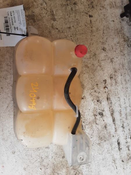 Coolant Reservoir New Style Fits 19 SIERRA 1500 PICKUP 3239428