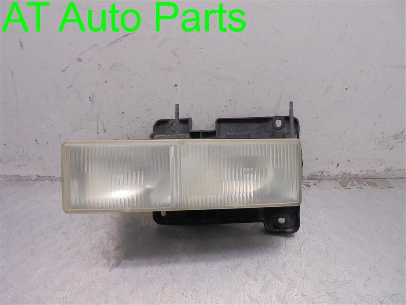 90-99 CHEVROLET C1500 2500 3500 DRIVER LEFT HEADLIGHT ASSEMBLY OEM 15602614