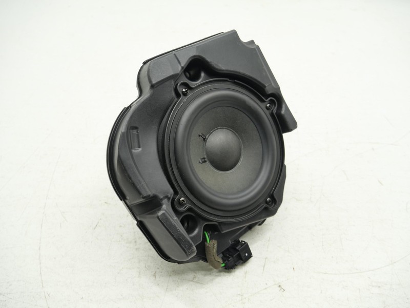 Used Rear Left Driver Door Speaker Midrange Audio 2016-2018 Audi RS7 C7.5 OEM