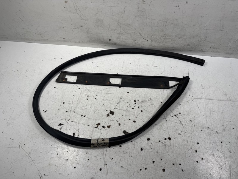 90-91 Honda Civic 3DR HB Left Door SubSeal OEM