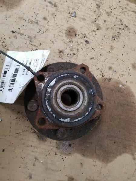 Hub Front 4 Cylinder ES Fits 99-09 GALANT 105385