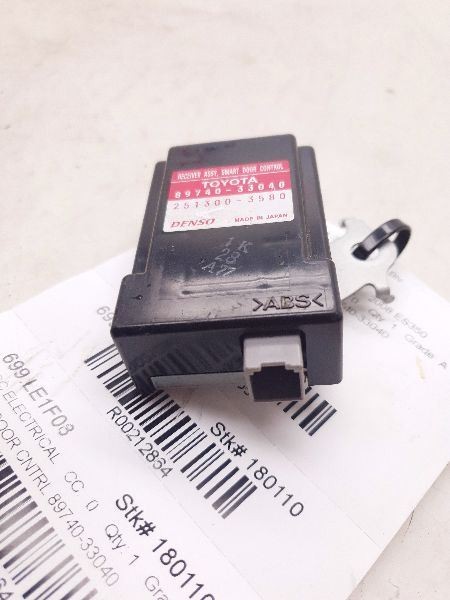 07 08 09 10 11 Lexus ES350 Smart Door Control Receiver 89740-33040