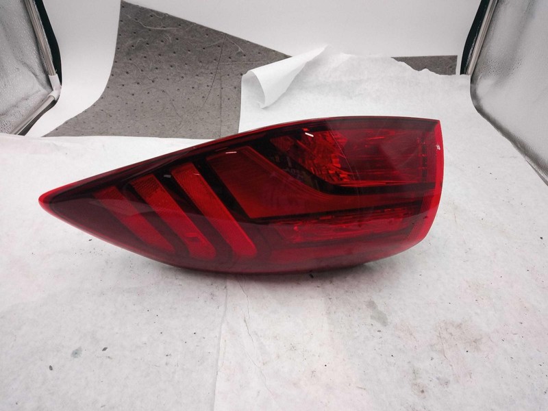 2021 Hyundai Tucson Right Tail Light Assembly - Grey, Used, 65K Miles