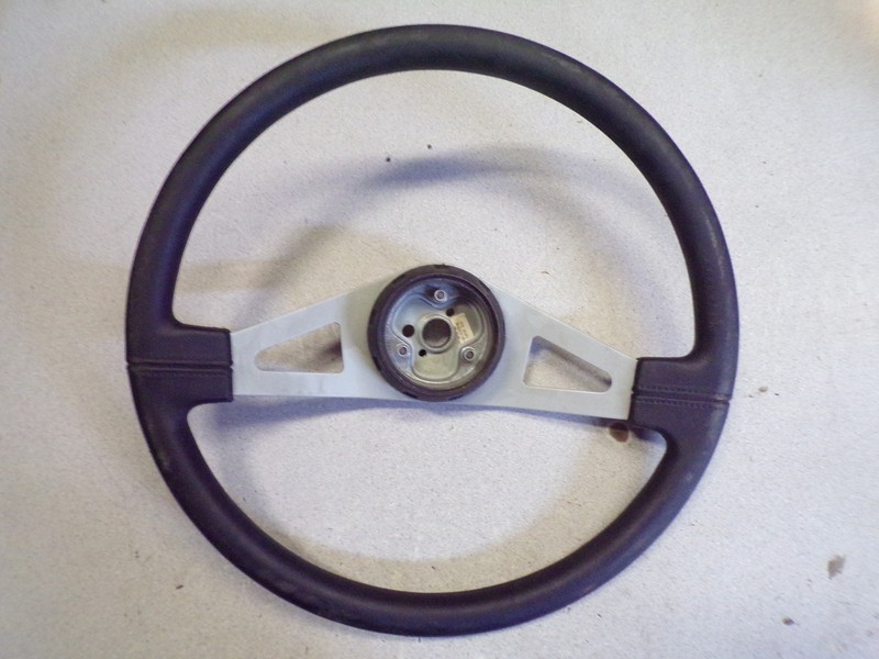 Steering Wheel 10-02632-201 STBL1824P4 *FREE SHIPPING*