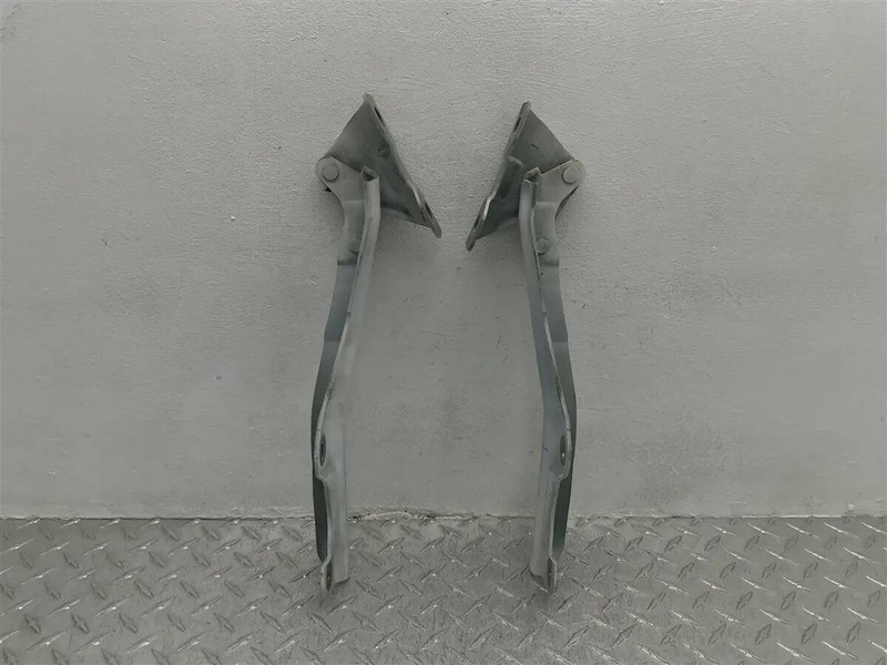 99-07 FORD F250SD F350SD HOOD HINGES PAIR WHITE OEM 6C3Z-16796-AA 6C3Z-16797-AA