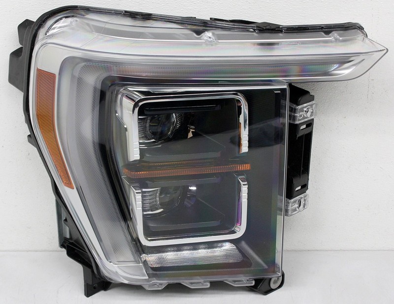 OEM Right Passenger Side LED Headlamp For Ford F150 pickup ML3Z-13008-W