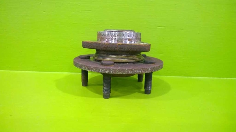 02 03 04 05 06 07 08 DODGE RAM 1500 4.7L AT FRONT WHEEL HUB 2422-47