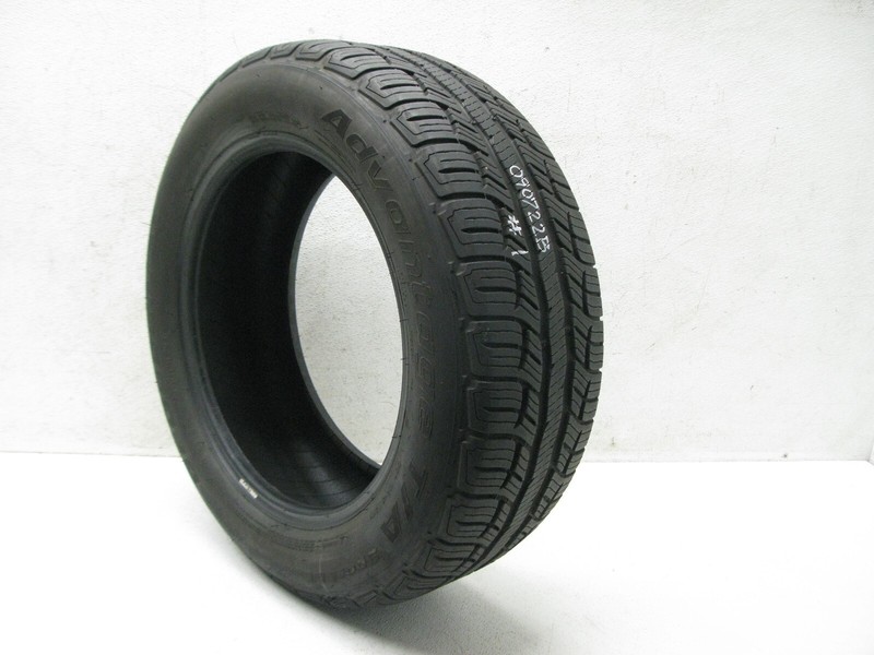 7/32 USED BFGOODRICH SPORT LT 1 TIRE 235/60/R18 235 60 18 103V 090722B