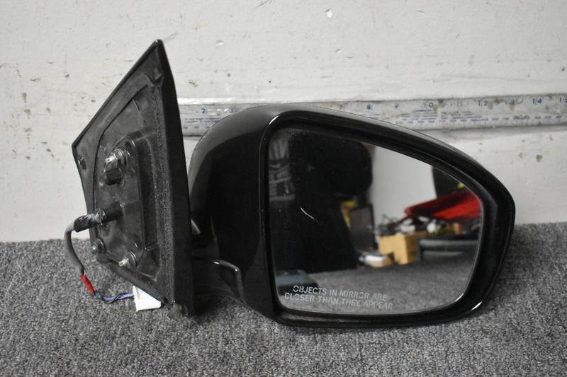 NISSAN SIDE MIRROR RIGHT SIDE FACTORY OEM