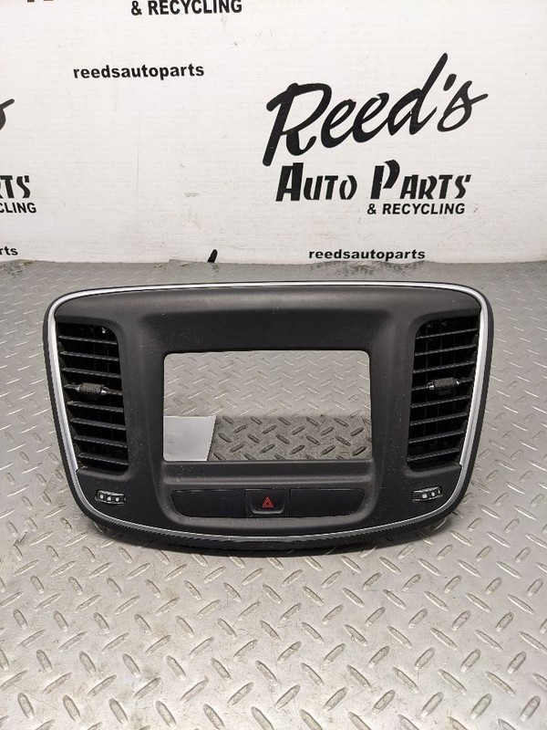 Chrysler 200 GPS Navigation Radio Bezel Center Console Dash Trim 1165004